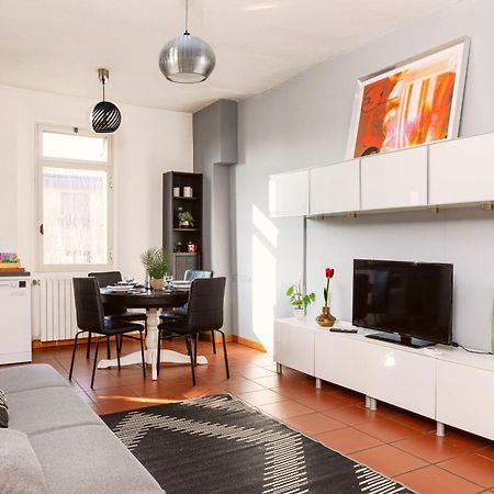 Ferienwohnung The Attico Chic Urban Free Parking Bologna Exterior foto
