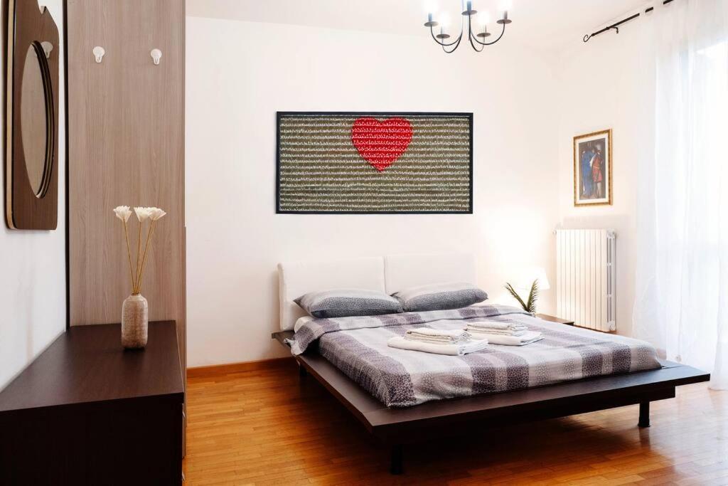 Ferienwohnung The Attico Chic Urban Free Parking Bologna Exterior foto